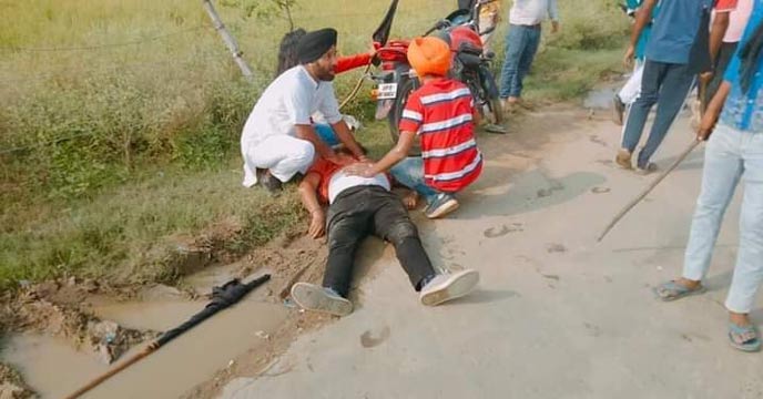 Union Minister of State for Home Ajay Mishra's son runs over protesting farmers